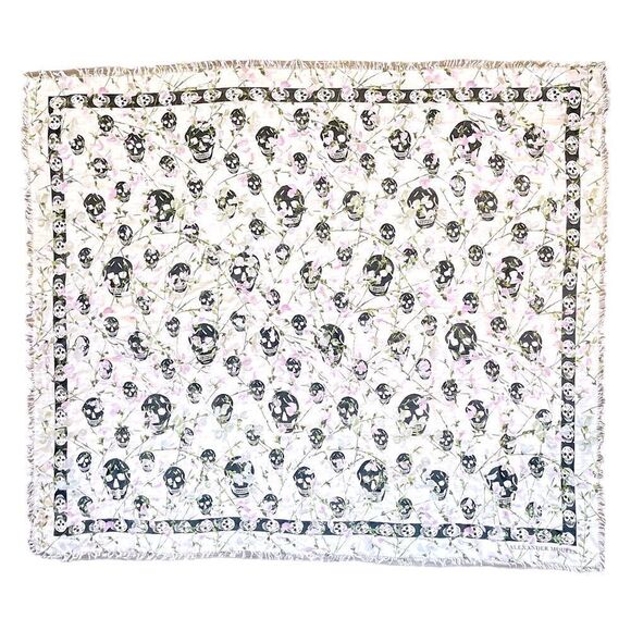 ALEXANDER MCQUEEN Classic Skull-Print Frayed Scarf - Picture 1 of 6